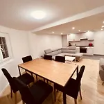 Luxury For Wef And Διαμέρισμα