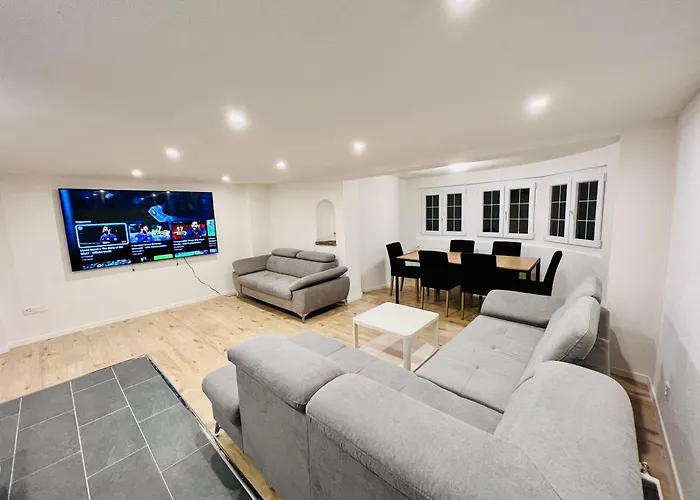 Luxury For Wef And Küblis