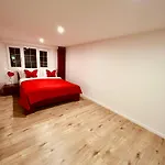 Luxury For Wef And * Küblis