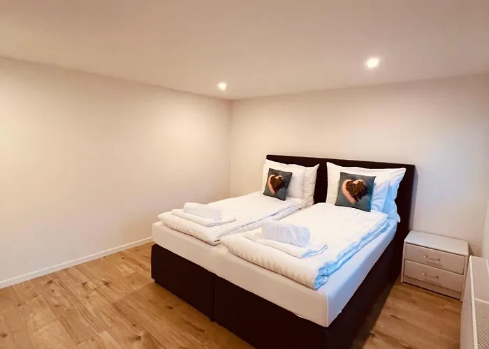 Luxury For Wef And *