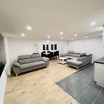 Apartment Luxury For Wef And *